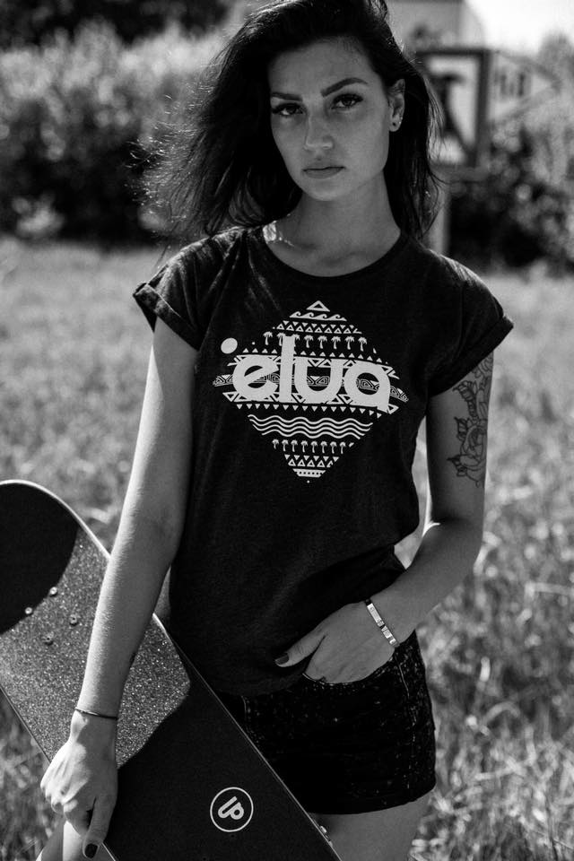 elua - Shirt - the logo // girls